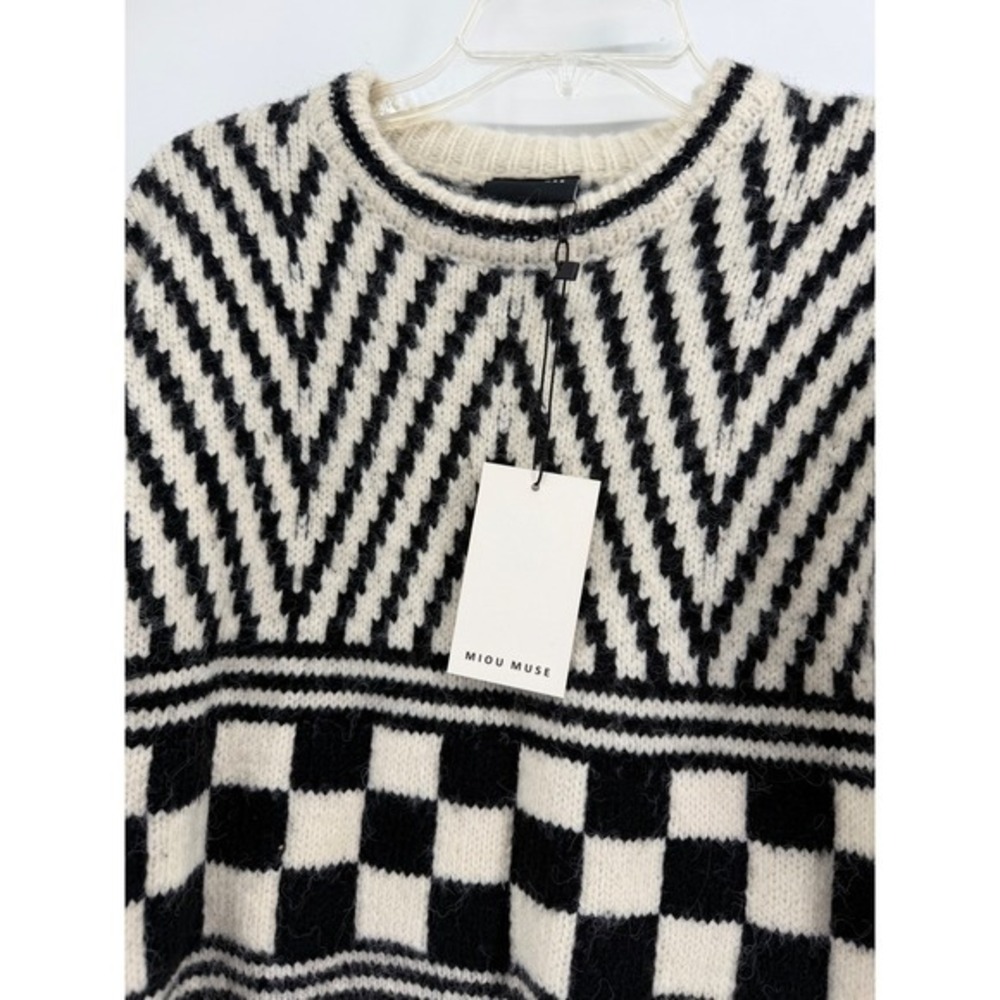 Miou Muse Black Ivory Geometric Chevron Checkerboard Cropped Knit Sweater M - Picture 4 of 8